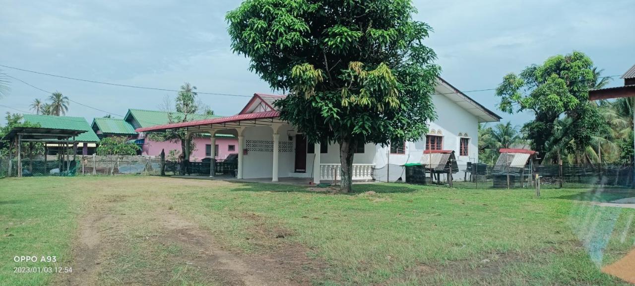 Rayyan Homestay Cherang Ruku Exteriér fotografie